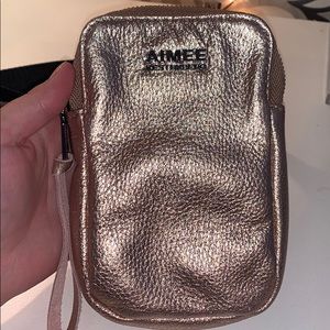 Small crossbody with 4 card slots on interior